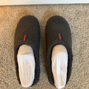 Bombas Cozy Sherpa Slip-Ons in Charcoal